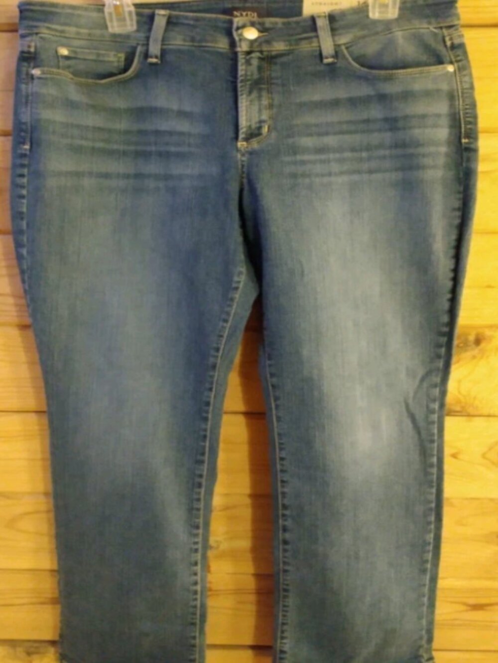 NYDJ Marilyn Straight Lift Tuck Technology Heyburn Wash Size 14 NWT